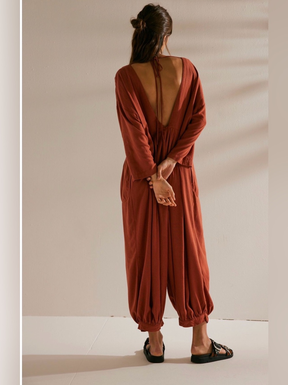 Free People Calci Women's Rust Button-Front Jumpsuit auburn - Picture 2 of 9